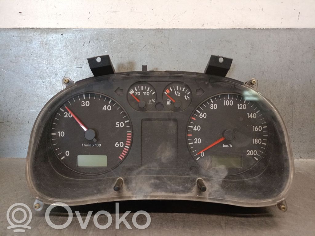 Seat Arosa Nopeusmittari (mittaristo) 