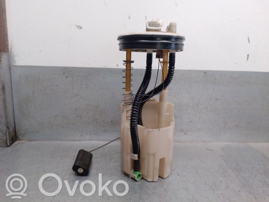 Nissan Qashqai Polttoainesäiliön pumppu