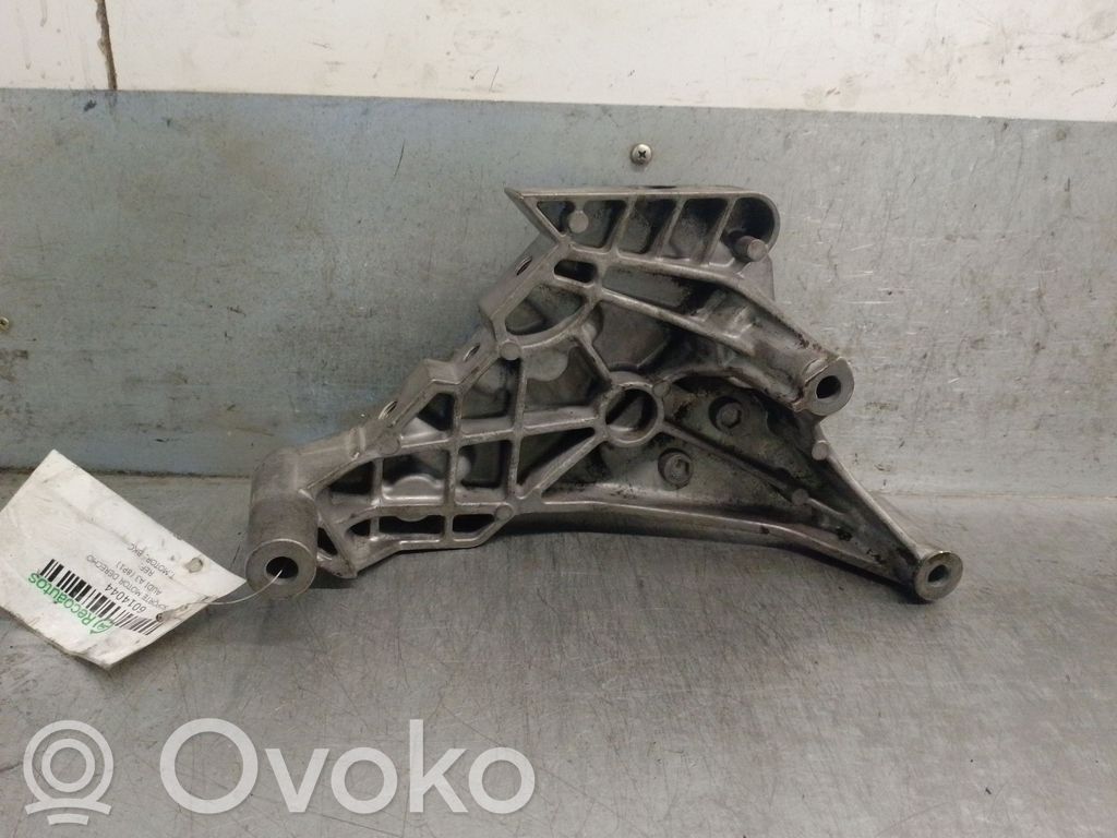Audi A3 S3 8P Variklio pagalvė 