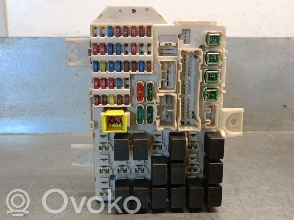 Mitsubishi Colt Set scatola dei fusibili 