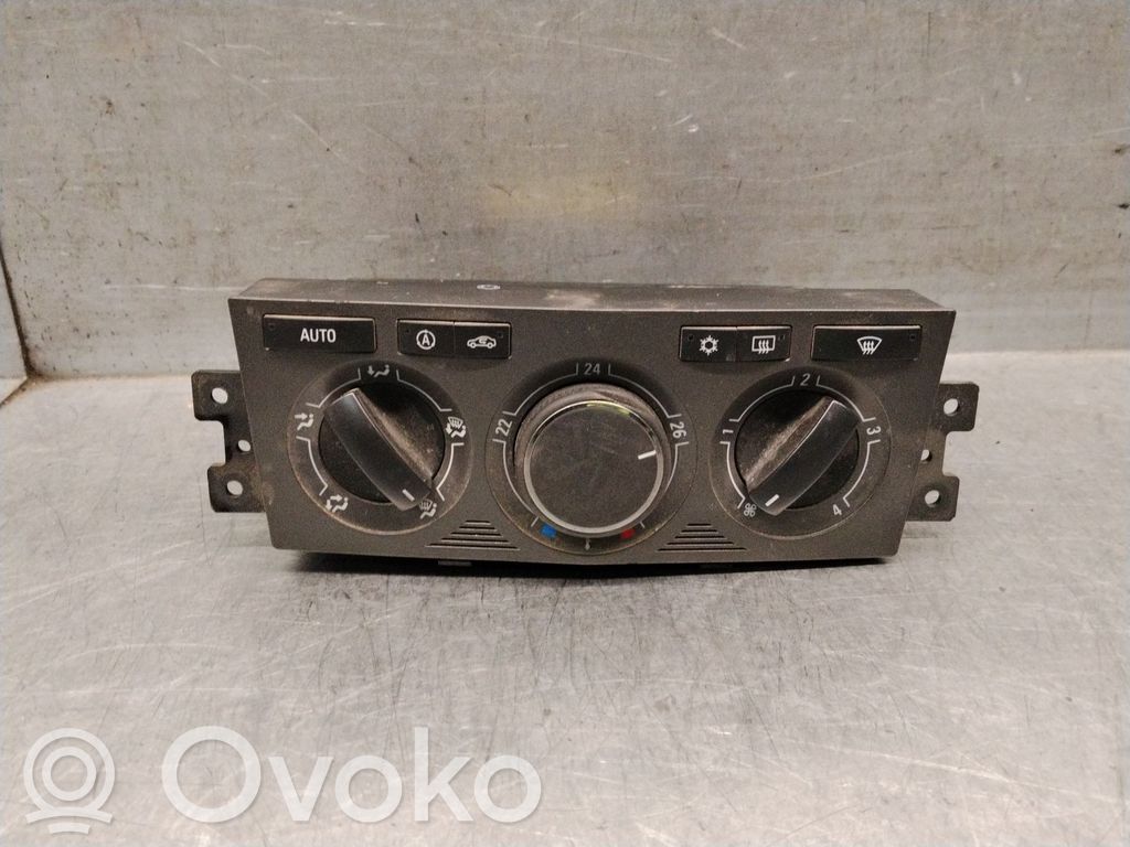 Opel Antara Unidad de control climatización 