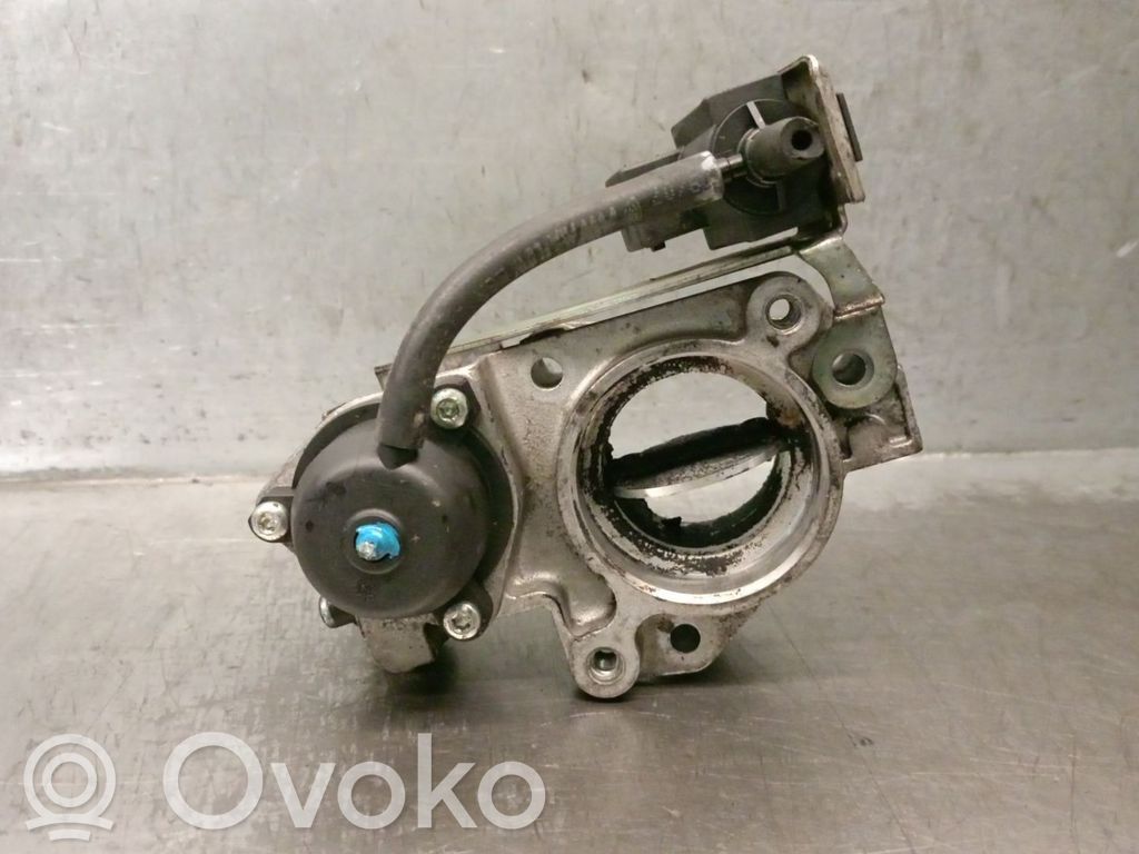 Opel Corsa D Kaasuttimen ilmaläppärunko 