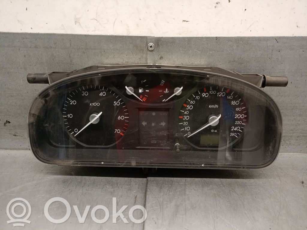 Renault Laguna II Spidometrs (instrumentu panelī)