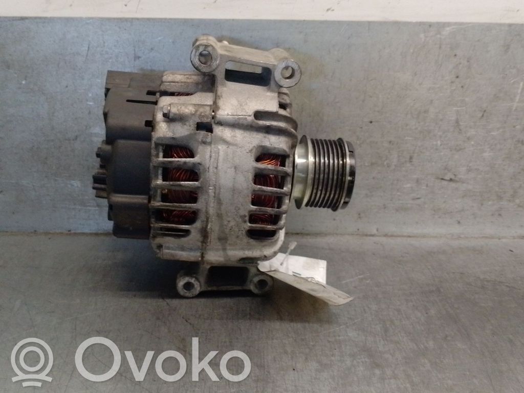 Mercedes-Benz C W204 Ģenerators 