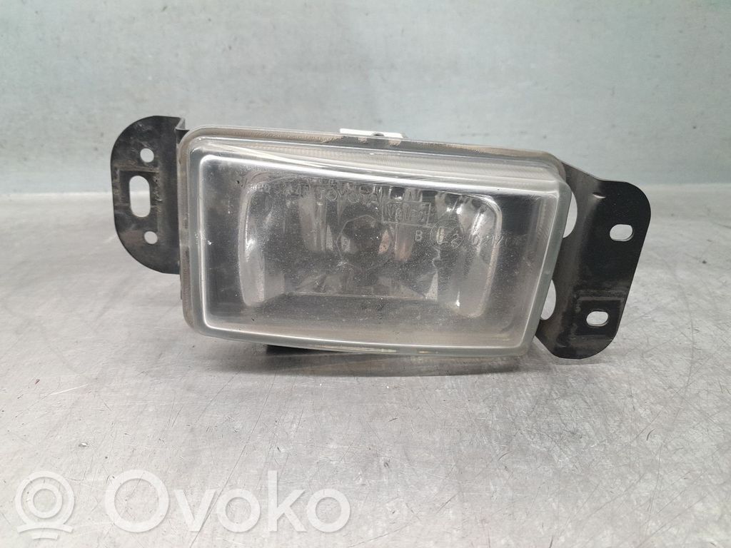 Toyota Corolla E110 Nebelscheinwerfer vorne