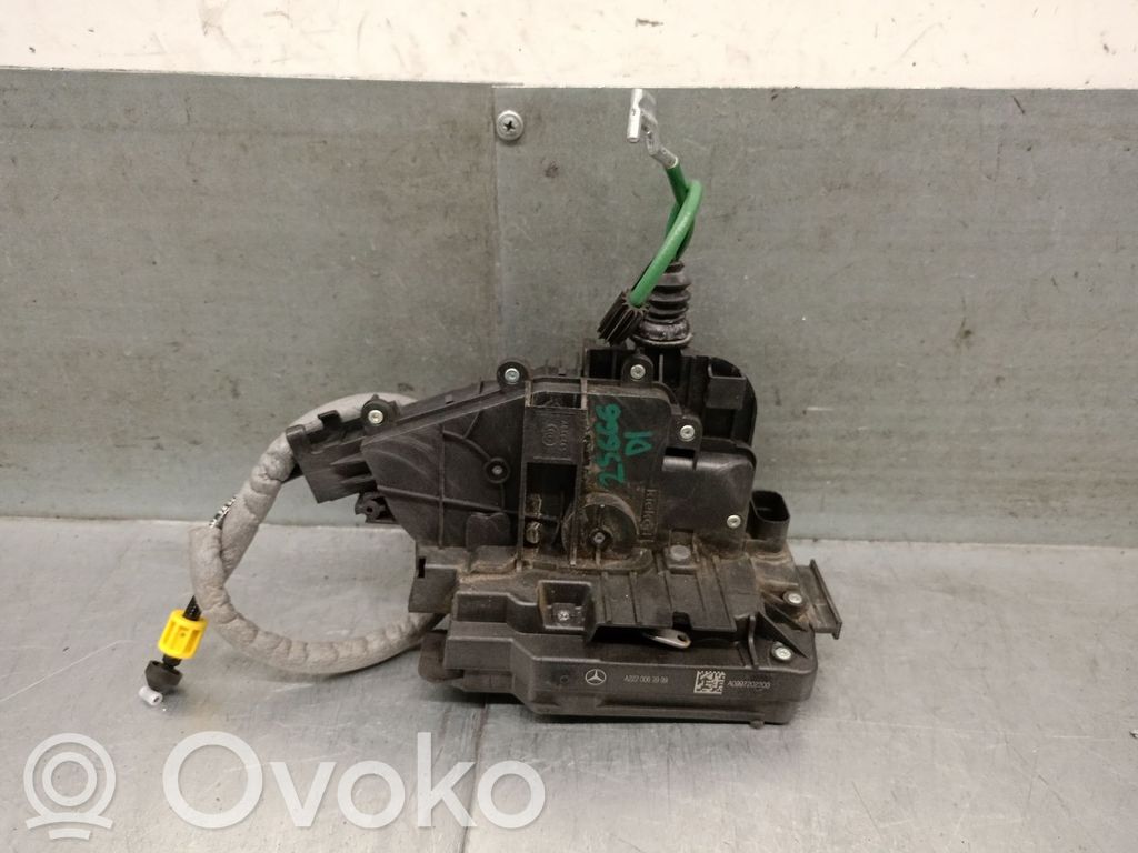 Mercedes-Benz GLC X253 C253 Front door lock 