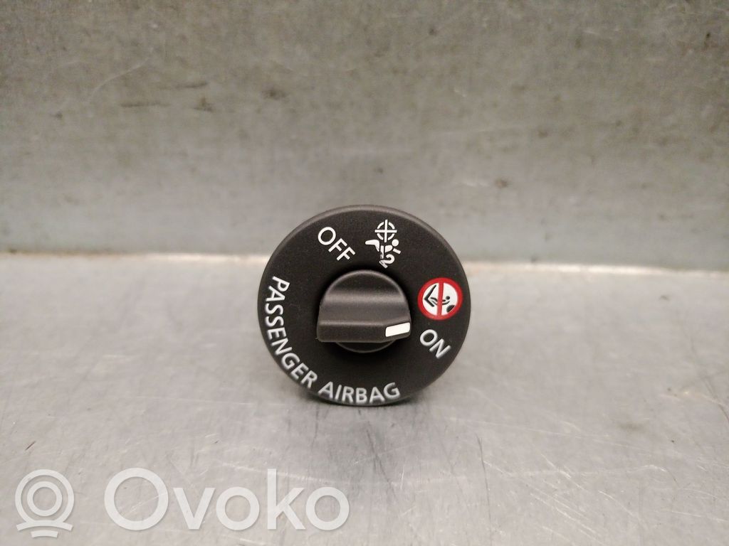 Mitsubishi ASX Comutator/buton multifuncțional