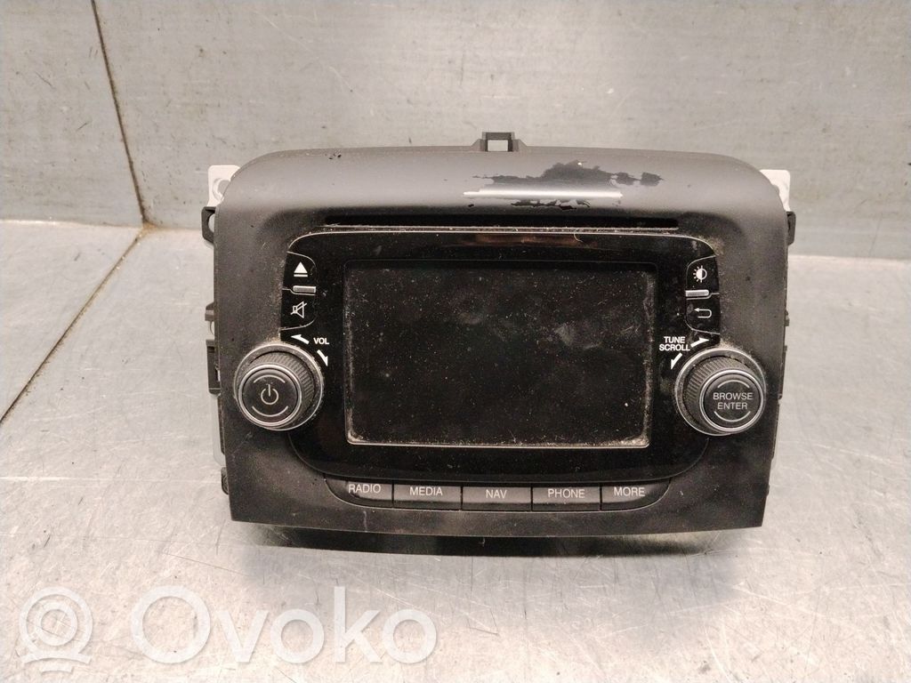 Fiat 500L Wyświetlacz Head Up 