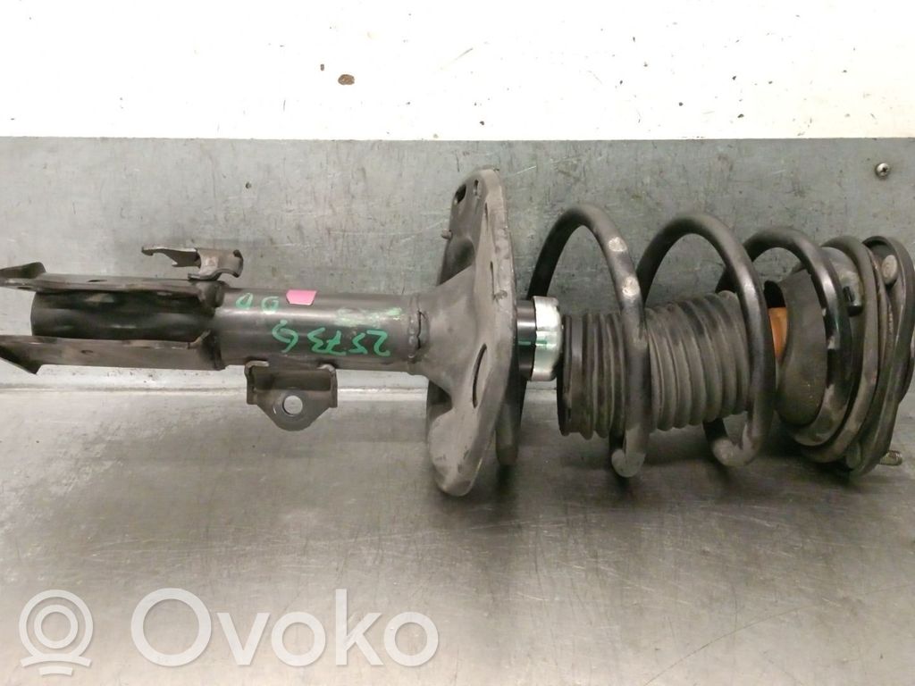 Toyota Verso Amortyzator osi przedniej ze sprężyną 