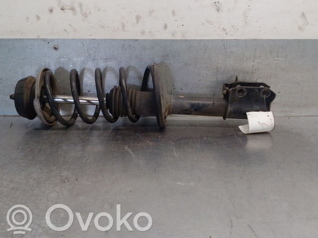 Dacia Sandero Amortyzator osi przedniej ze sprężyną