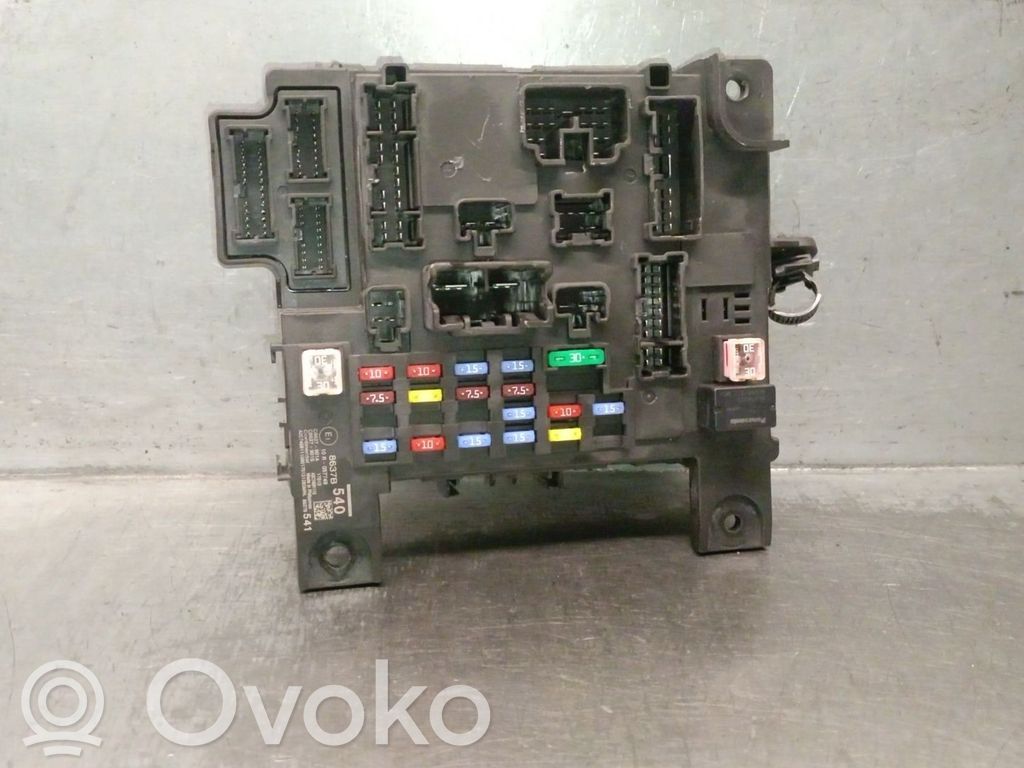 Mitsubishi ASX Drošinātāju kaste (komplekts) 