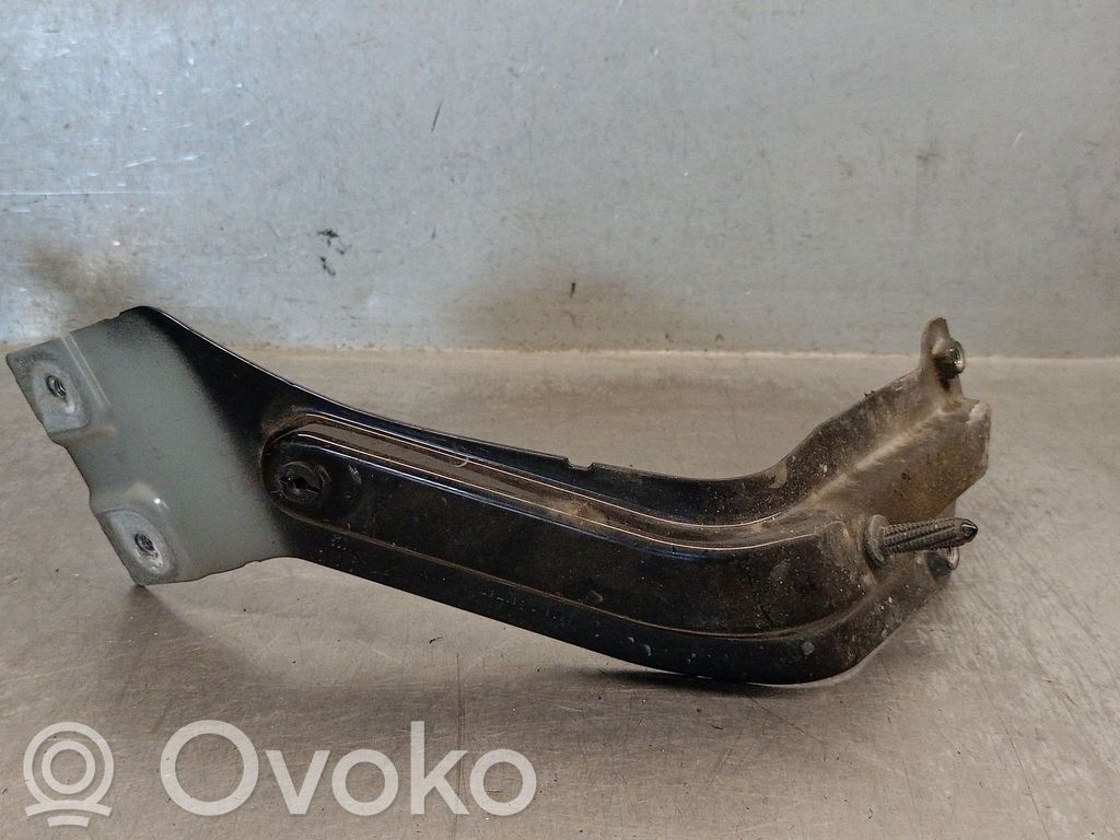Volkswagen Touran II Błotnik przedni
