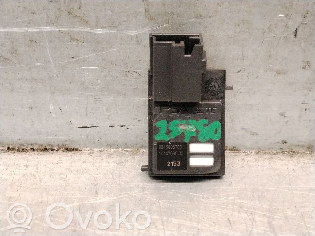 Peugeot 308 Cita veida sensors 