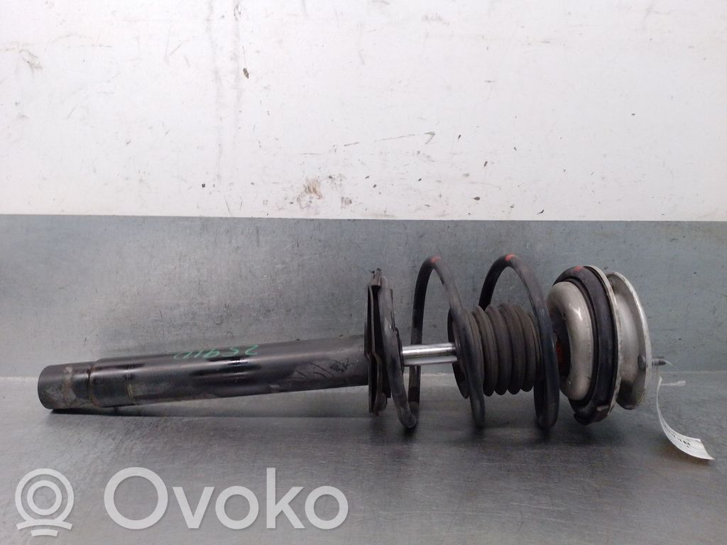 BMW 3 E46 Priekinis amortizatorius su spyruokle 