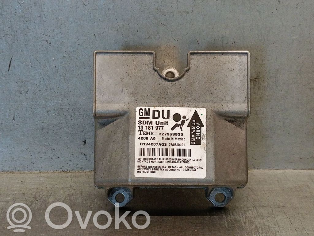 Opel Astra G Sterownik / Moduł Airbag 