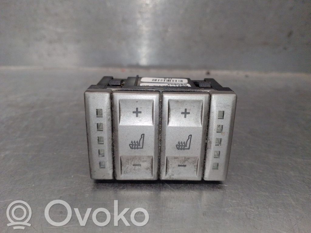 Ford Mondeo MK IV Przyciski sterowania fotela 