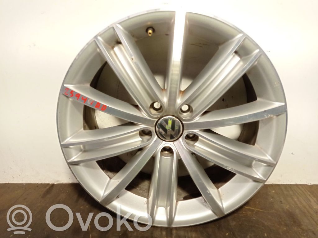 Volkswagen Tiguan 18 Zoll Leichtmetallrad Alufelge 