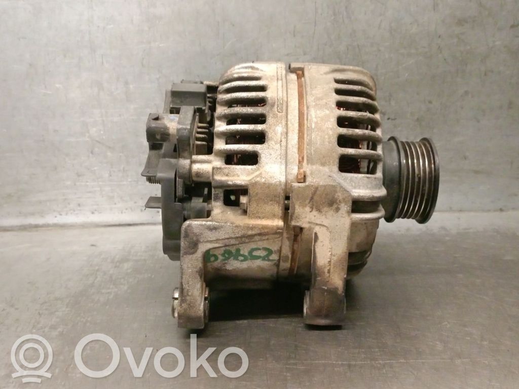 Opel Astra G Generator/alternator 