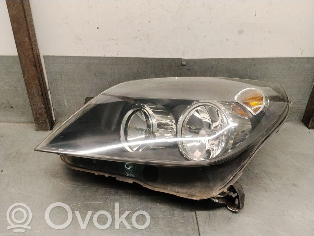 Opel Astra G Lampa przednia 