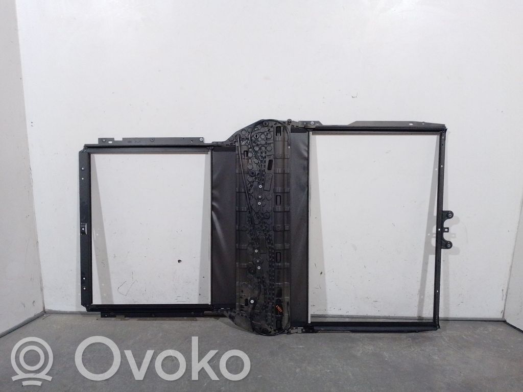 Land Rover Discovery 5 Tapițerie capotă 
