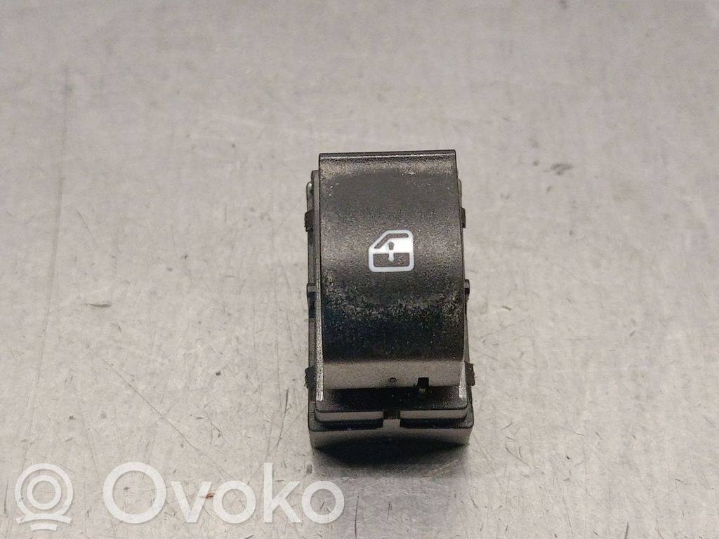 Fiat 500L Electric window control switch 
