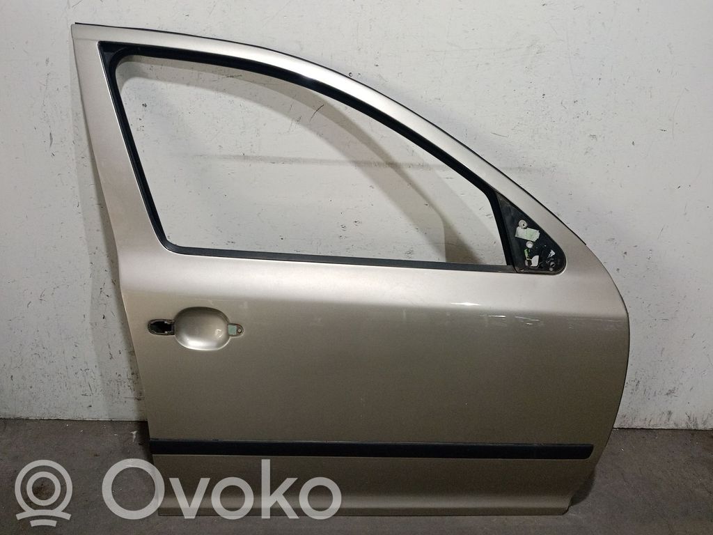 Skoda Octavia Mk2 (1Z) Porte avant 