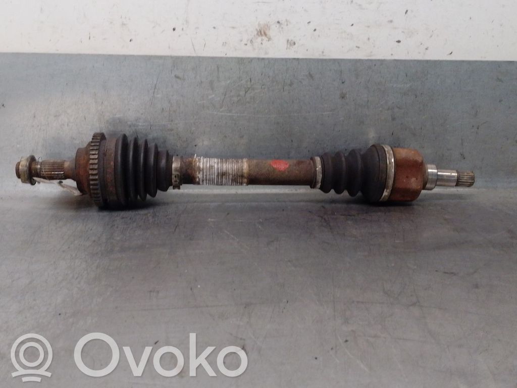 Peugeot 206 CC Etuvetoakseli 
