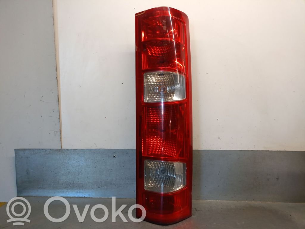 Iveco Daily 45 - 49.10 Luci posteriori
