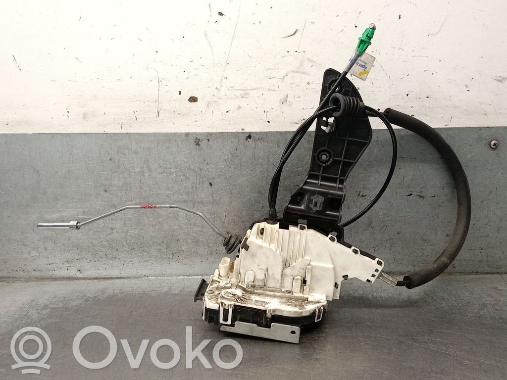Fiat Freemont Etuoven lukko
