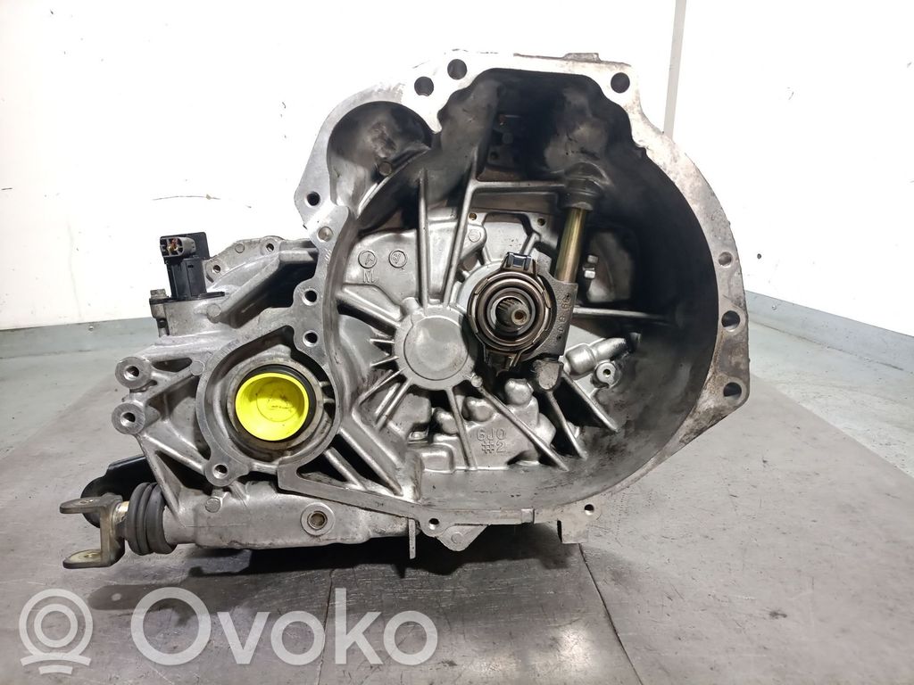 Nissan Almera Tino Boîte de vitesses manuelle à 5 vitesses 