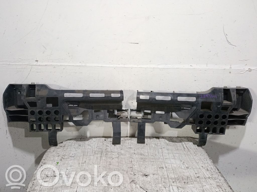 Renault Clio III Soporte del parachoques delantero