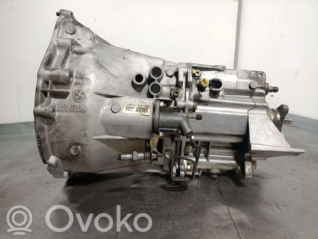 BMW 3 E36 Mechaninė 5 pavarų dėžė 