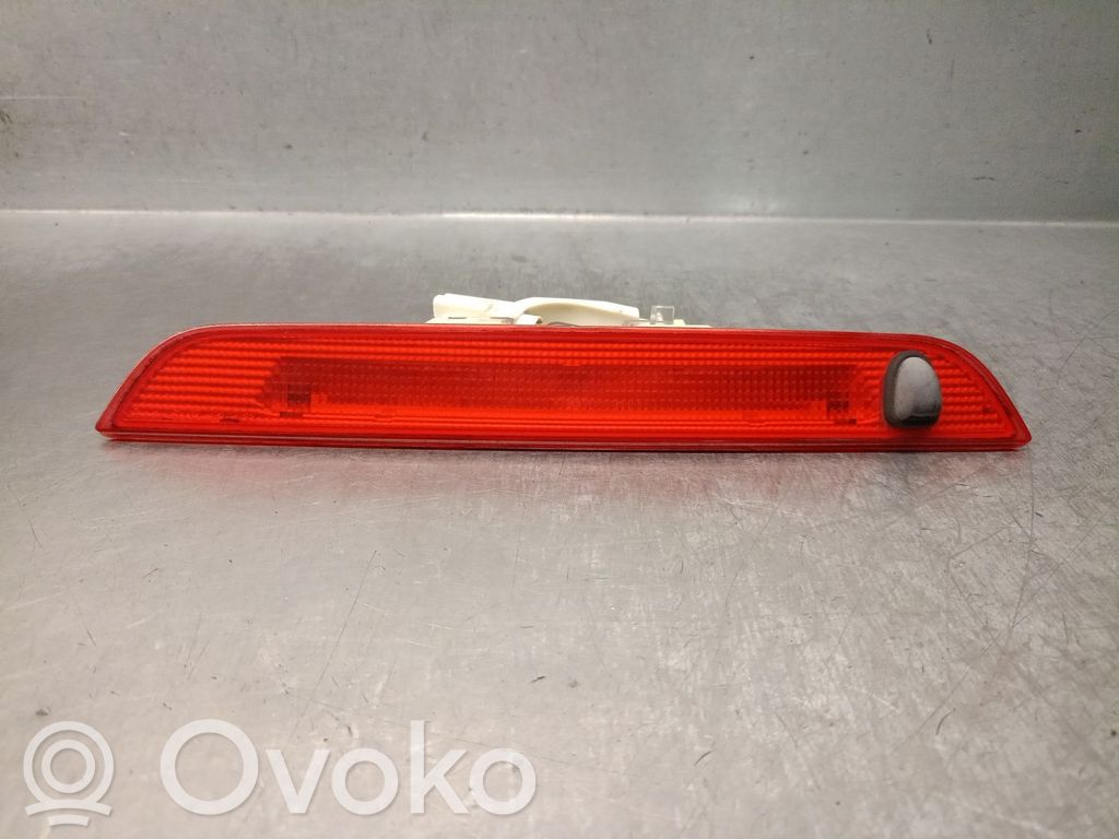 Ford Fiesta Kolmas/lisäjarruvalo 