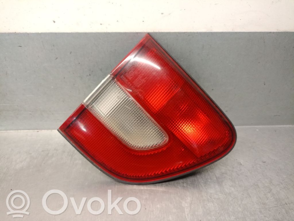 Suzuki Baleno EG Lampa tylna