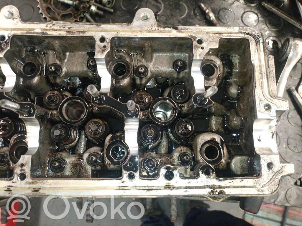 Audi A6 S6 C6 4F Głowica silnika