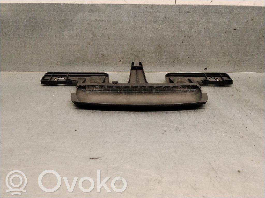 Volvo S80 Trzecie światło stop 
