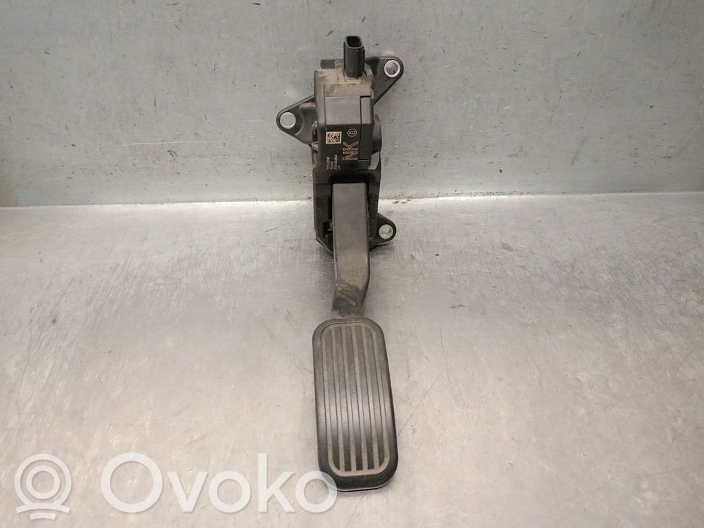 Toyota Corolla E160 E170 Kiihdytysanturi
