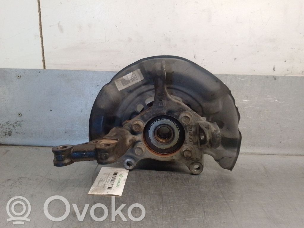 Toyota Auris E180 Zwrotnica koła przedniego
