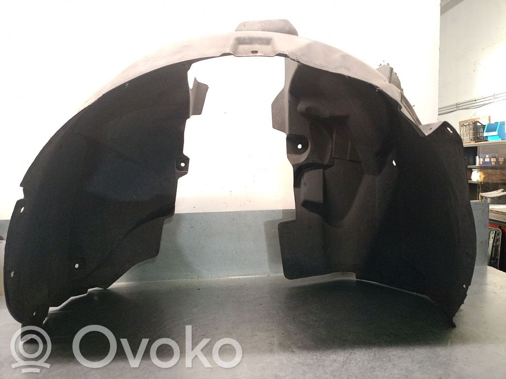 Ford Mondeo MK IV Pare-boue passage de roue avant 