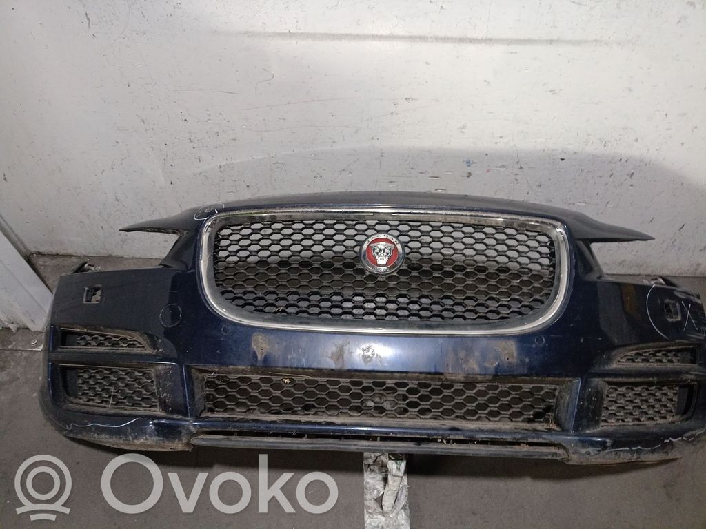 Jaguar XE Etupuskuri 