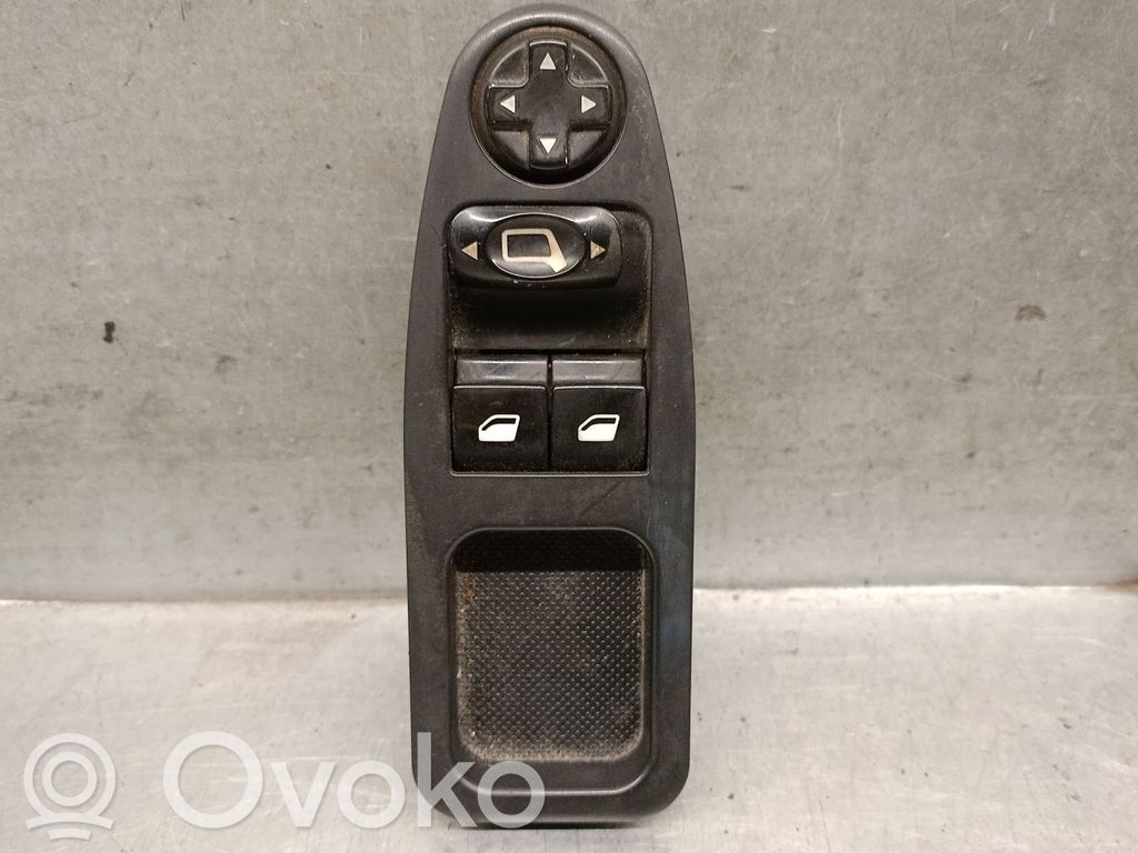 Fiat Scudo Elektrinių langų jungtukas 