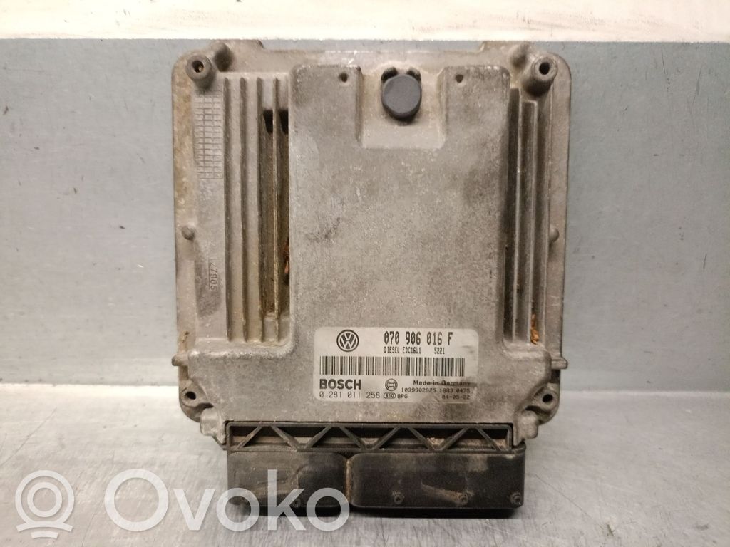 Volkswagen Touareg I Engine control unit/module 