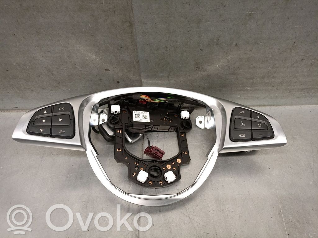 Mercedes-Benz GLA W156 X156 Ohjauspyörän painikkeet/kytkimet 