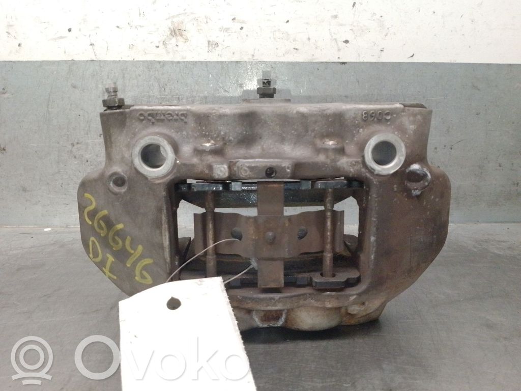 Alfa Romeo 159 Zacisk hamulcowy przedni 