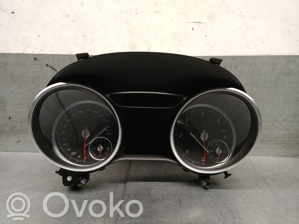 Mercedes-Benz CLA C117 X117 W117 Tachimetro (quadro strumenti) 