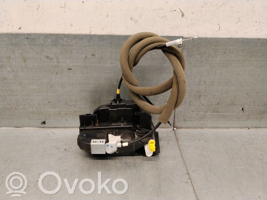 Nissan Qashqai Türschloss vorne 