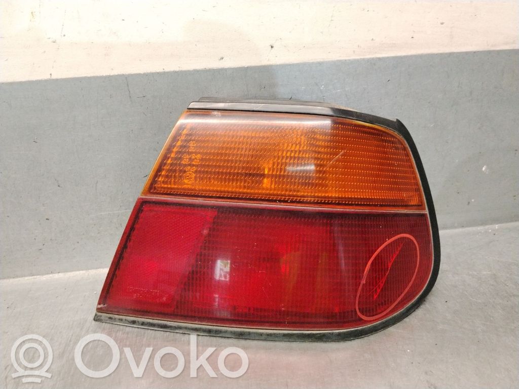 Nissan Almera Lampa tylna 