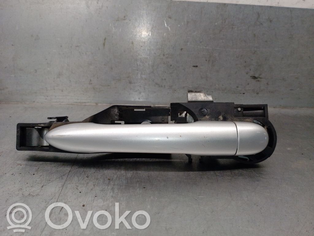 Renault Clio III Manecilla externa puerta delantera