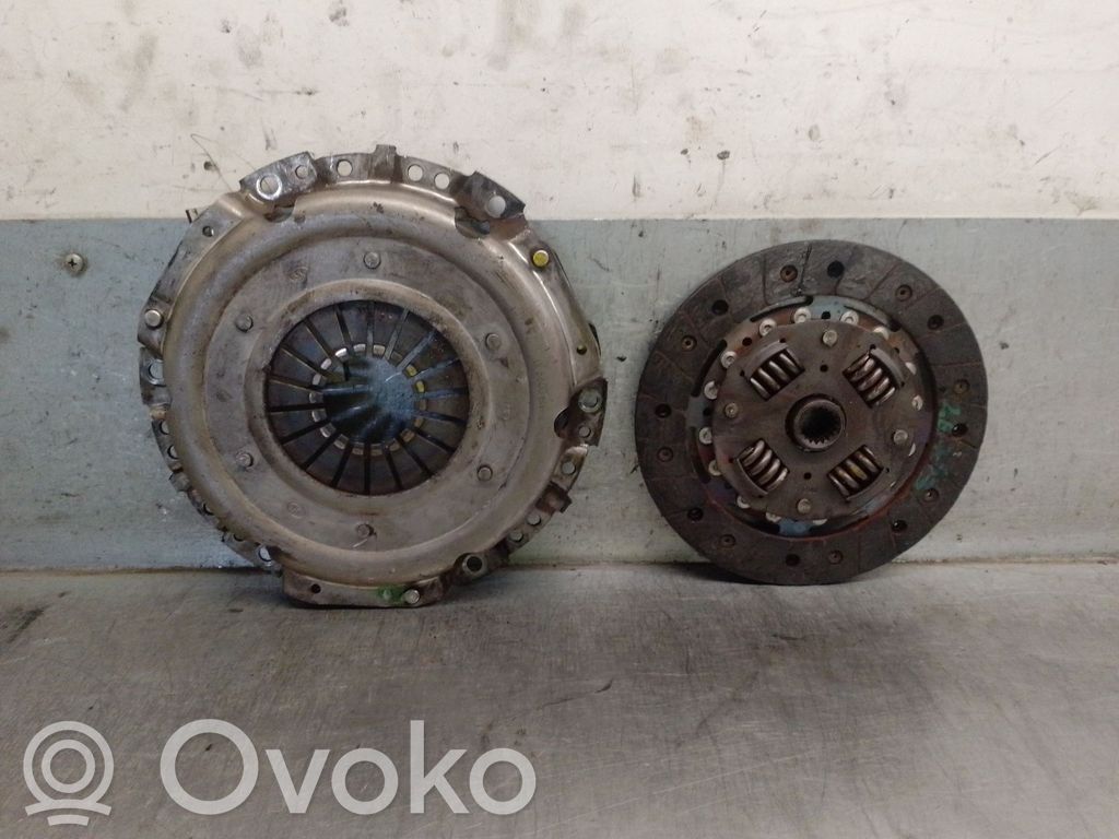 Nissan Almera Sprzęgło / Komplet 