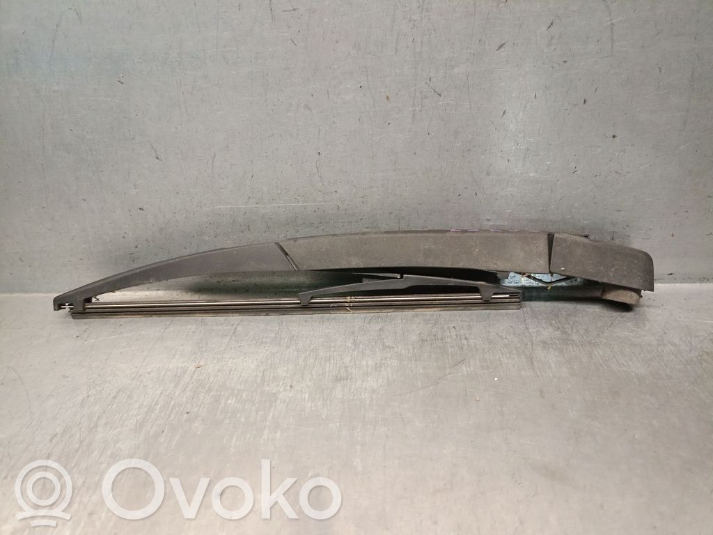 Fiat Panda III Aizmugurējā loga tīrītāja kājiņa